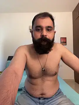beerboy2222 online show from June 2026 08:42:01 AM