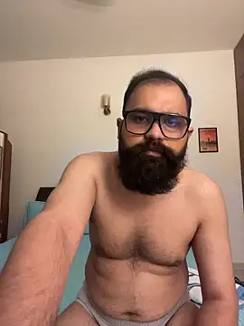 beerboy2222 online show from June 2026 04:26:02 PM