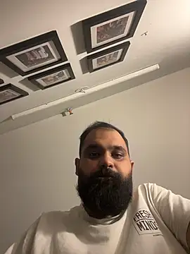 beerboy2222 online show from July 2026 12:57:02 PM