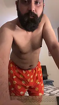 beerboy2222 online show from May 2026 07:12:02 PM
