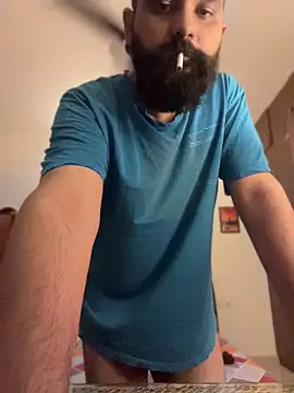 beerboy2222 online show from June 2026 06:36:02 PM