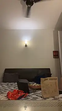 beerboy2222 online show from May 2026 10:42:01 PM