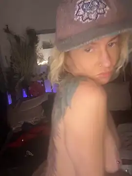 XXX2Freaks online show from May 2026 09:50:02 PM