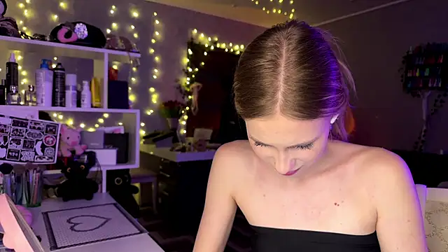 amily sunray online show from March 2026 03:12:01 PM