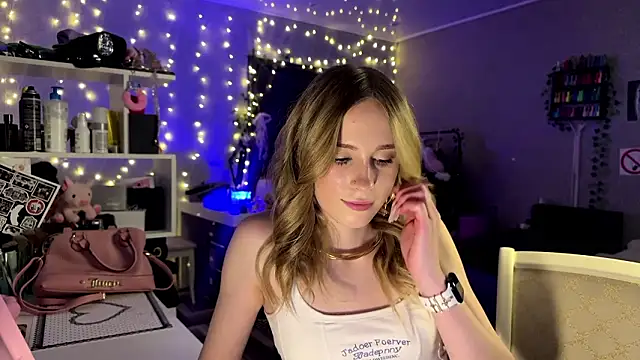 amily sunray online show from March 2026 02:54:01 PM