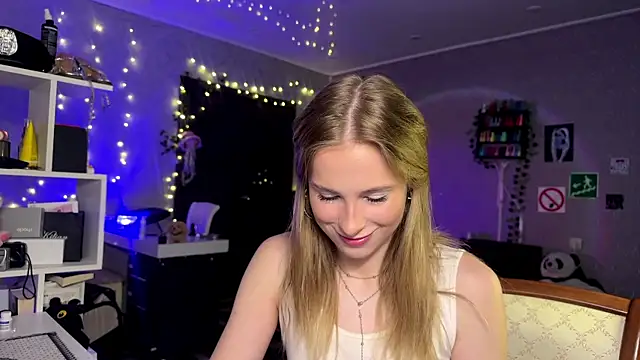 amily sunray online show from April 2026 06:04:02 AM