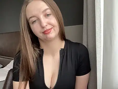 Snapshot of CharlotteXGold chatting on March 2026 08:06:02 AM CharlotteXGold online show from March 2026 08:06:02 AM