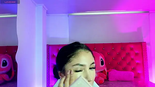 babyy nicols m online show from May 2026 11:27:01 AM