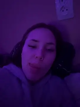 Arielle Vade online show from May 2026 06:51:02 PM