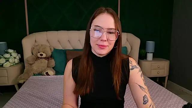 Arielle Vade online show from April 2026 05:14:02 AM