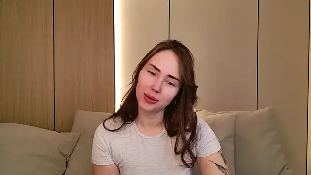 Arielle Vade online show from March 2026 05:32:02 AM