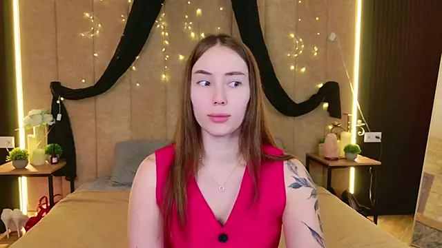 Arielle Vade online show from May 2026 05:07:02 AM