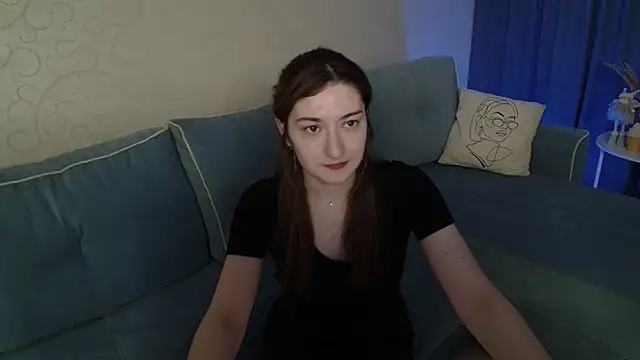 RosieGloom online show from March 2026 11:39:02 AM