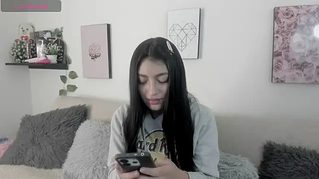 Snapshot of Alexaalove_1 chatting on February 2026 01:41:02 PM Alexaalove 1 online show from February 2026 01:41:02 PM