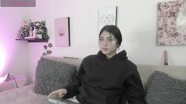 Snapshot of Alexaalove_1 chatting on February 2026 12:37:01 PM Alexaalove 1 online show from February 2026 12:37:01 PM