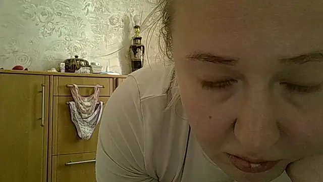 CurvyWild Lady30 online show from April 2026 11:35:02 AM
