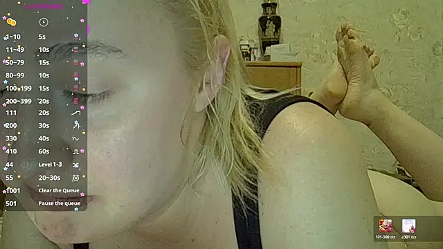 CurvyWild Lady30 online show from February 2026 09:50:02 PM