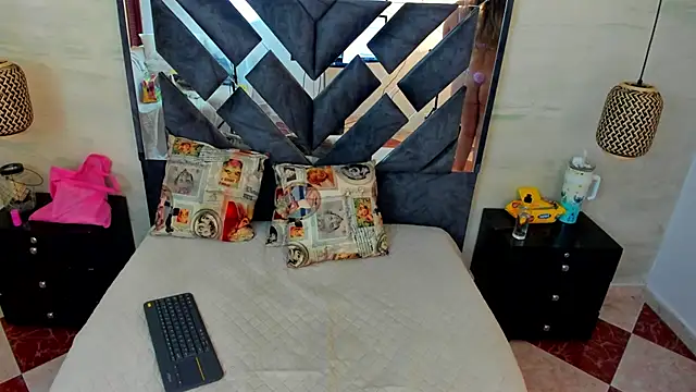 annie vega17  online show from February 2026 08:30:02 PM