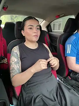 Violeta and Charlie online show from May 2026 12:38:02 PM
