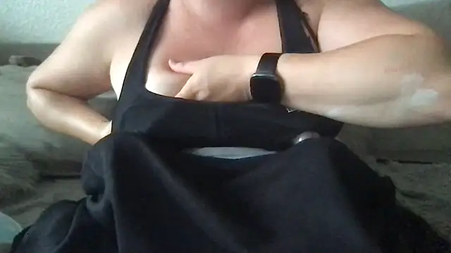 FlirtyFrayaXX online show from July 2026 06:52:01 PM