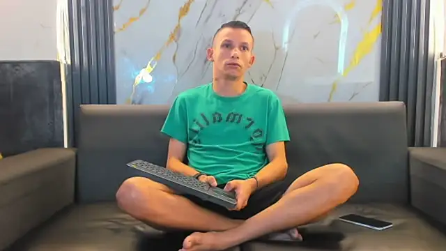 Isaak 26 online show from March 2026 01:00:02 PM