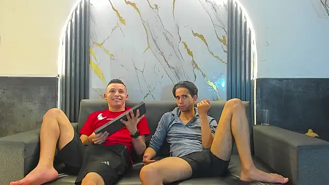 Isaak 26 online show from March 2026 11:40:02 PM