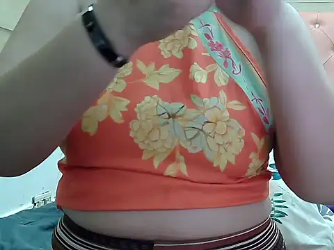 Snapshot of Sexybabe42 chatting on June 2026 07:35:01 PM Sexybabe42 online show from June 2026 07:35:01 PM