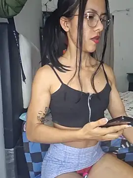 Alannys19 online show from June 2026 02:08:01 AM