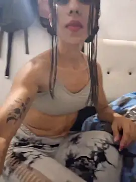 Alannys19 online show from February 2026 04:12:02 AM