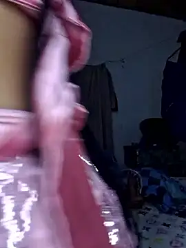 Alannys19 online show from April 2026 04:57:02 AM