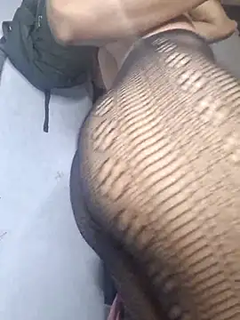 Alannys19 online show from March 2026 02:33:01 AM