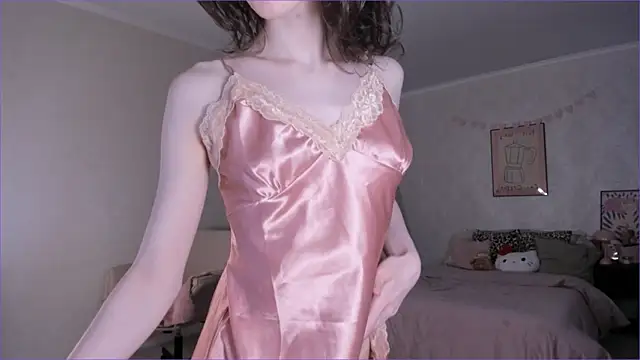 Snapshot of MiaPimmy chatting on June 2026 04:10:02 AM MiaPimmy online show from June 2026 04:10:02 AM