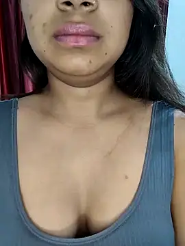 Snapshot of LIZANI_0 chatting on March 2026 02:39:01 PM LIZANI 0 online show from March 2026 02:39:01 PM