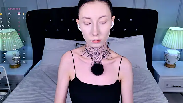 roxy morrison x online show from May 2026 03:44:01 AM