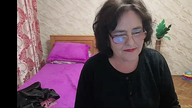 xMaryxAnne online show from April 2026 05:47:02 PM