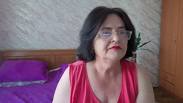 xMaryxAnne online show from June 2026 05:49:01 AM