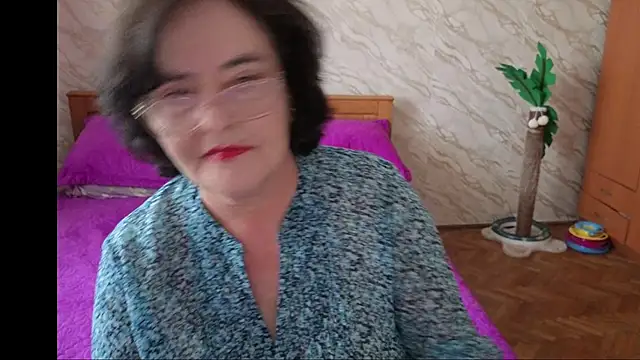 xMaryxAnne online show from April 2026 02:56:01 PM