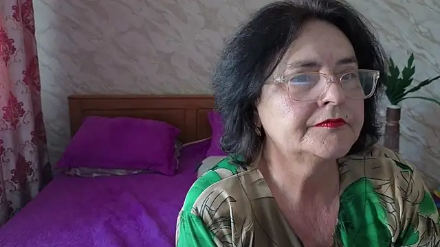 xMaryxAnne online show from May 2026 06:33:02 AM