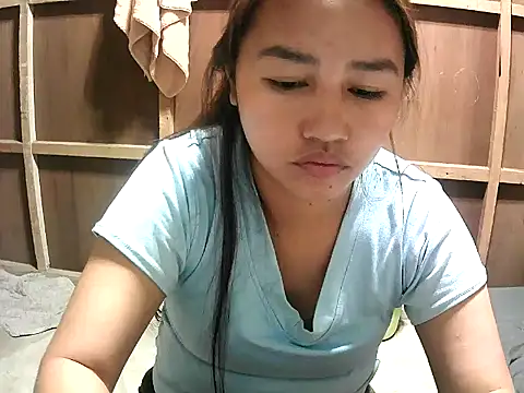 Cloudette 17 online show from February 2026 09:33:01 AM