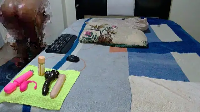 VeronaDimexx online show from March 2026 07:32:01 PM