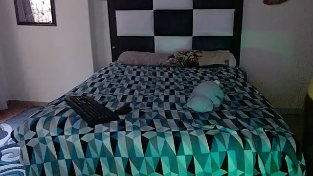 VeronaDimexx online show from March 2026 04:23:02 PM