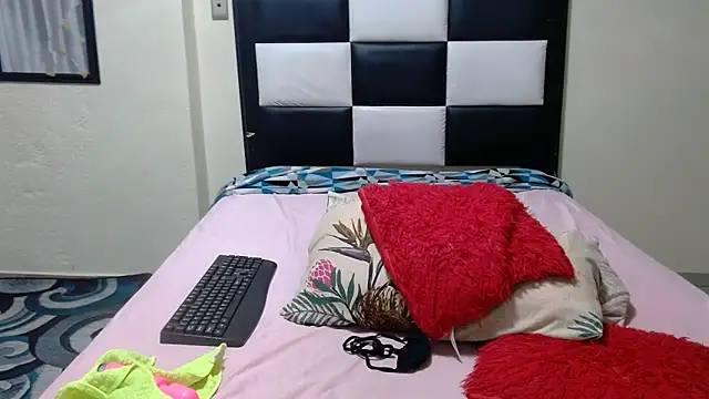 VeronaDimexx online show from April 2026 08:26:02 PM