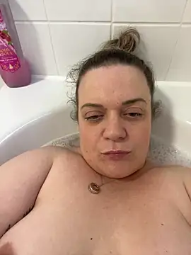 Piper Milf 36 online show from February 2026 04:07:01 PM