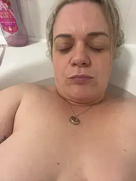 Piper Milf 36 online show from February 2026 08:19:02 PM