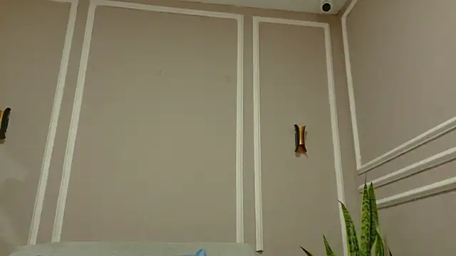 SuzyFox  online show from April 2026 08:03:02 PM