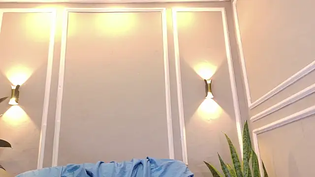 SuzyFox  online show from March 2026 08:32:01 PM