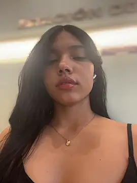 jadelaurent online show from March 2026 04:06:02 PM