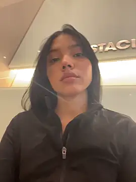 jadelaurent online show from March 2026 06:35:04 PM