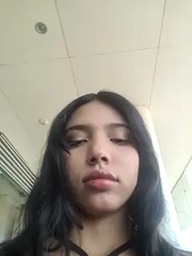 jadelaurent online show from February 2026 07:46:02 PM