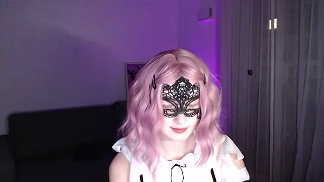 LunaXcherry online show from February 2026 05:24:02 PM